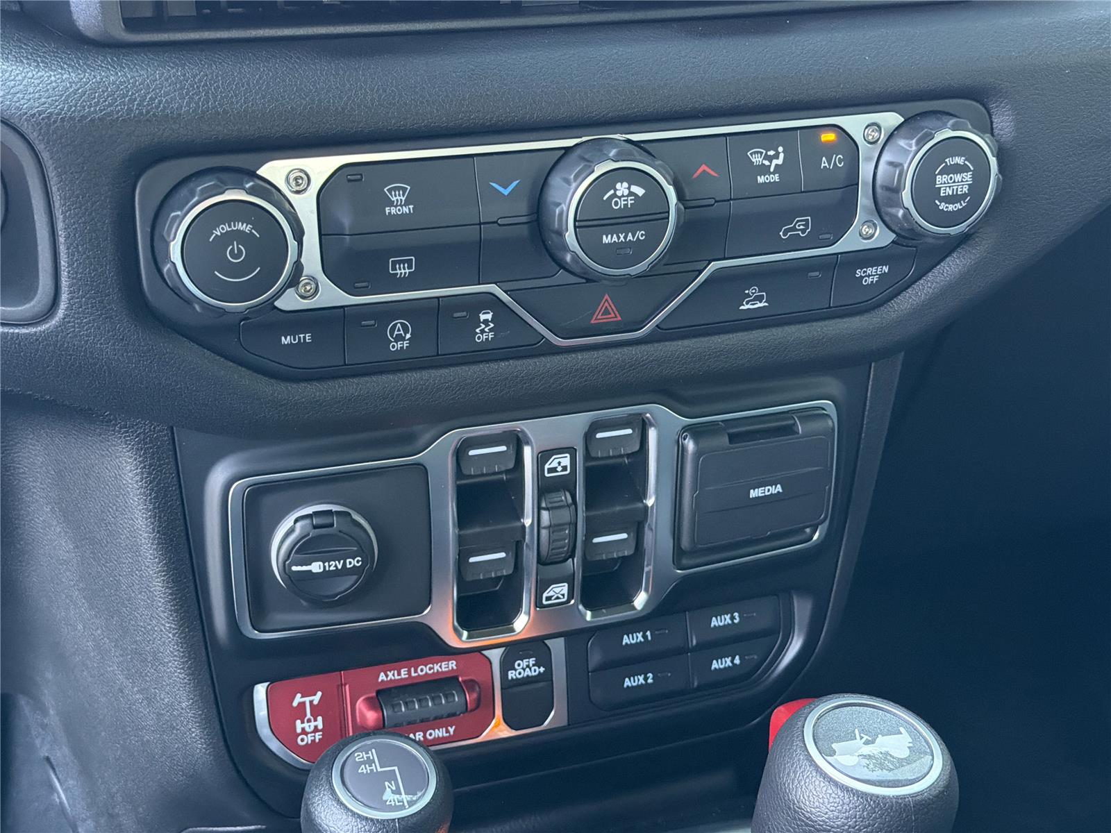 2026 Jeep Wrangler 4-Door Willys - Photo 29