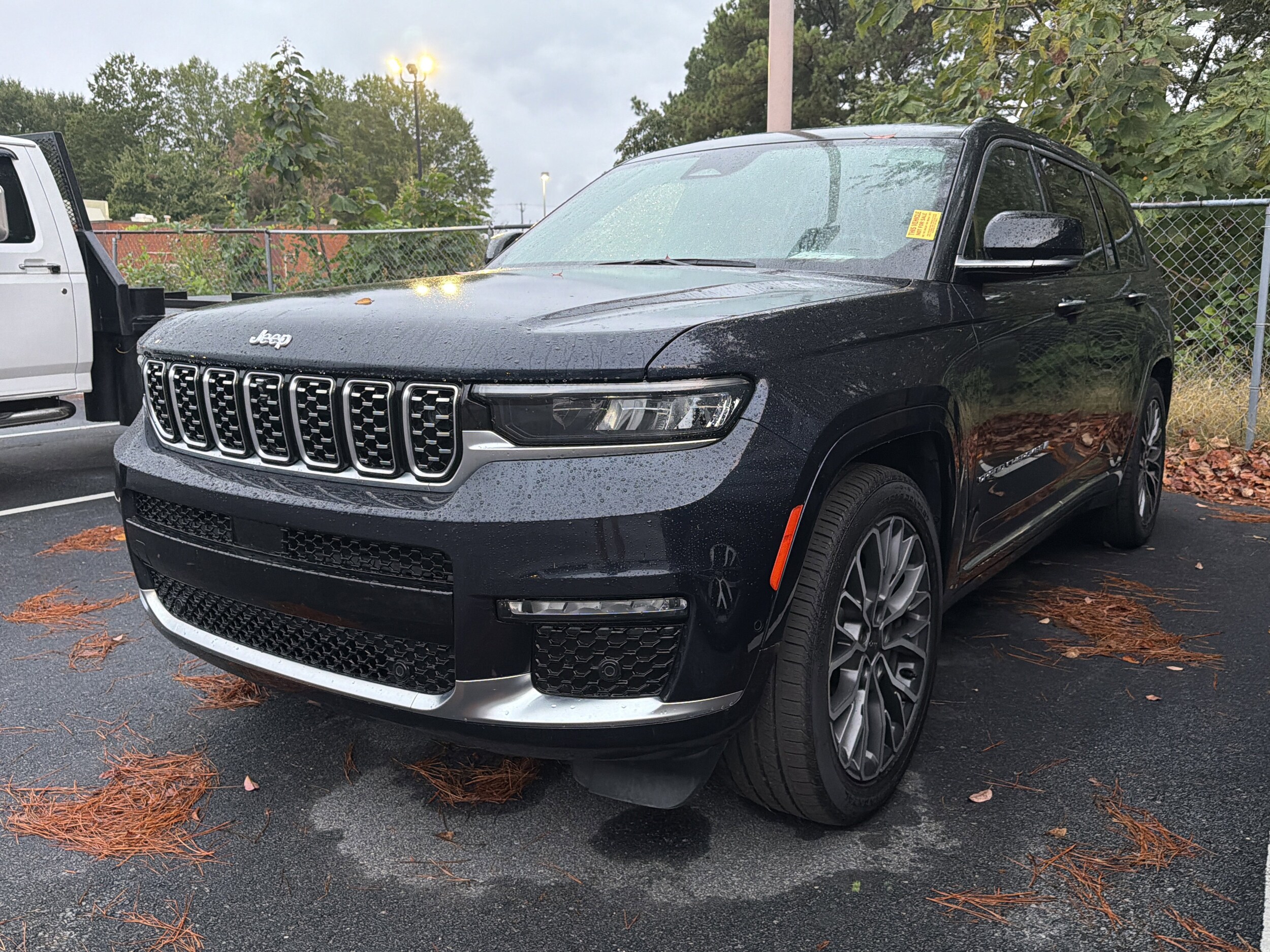 2024 Jeep Grand Cherokee L Summit Reserve photo 2