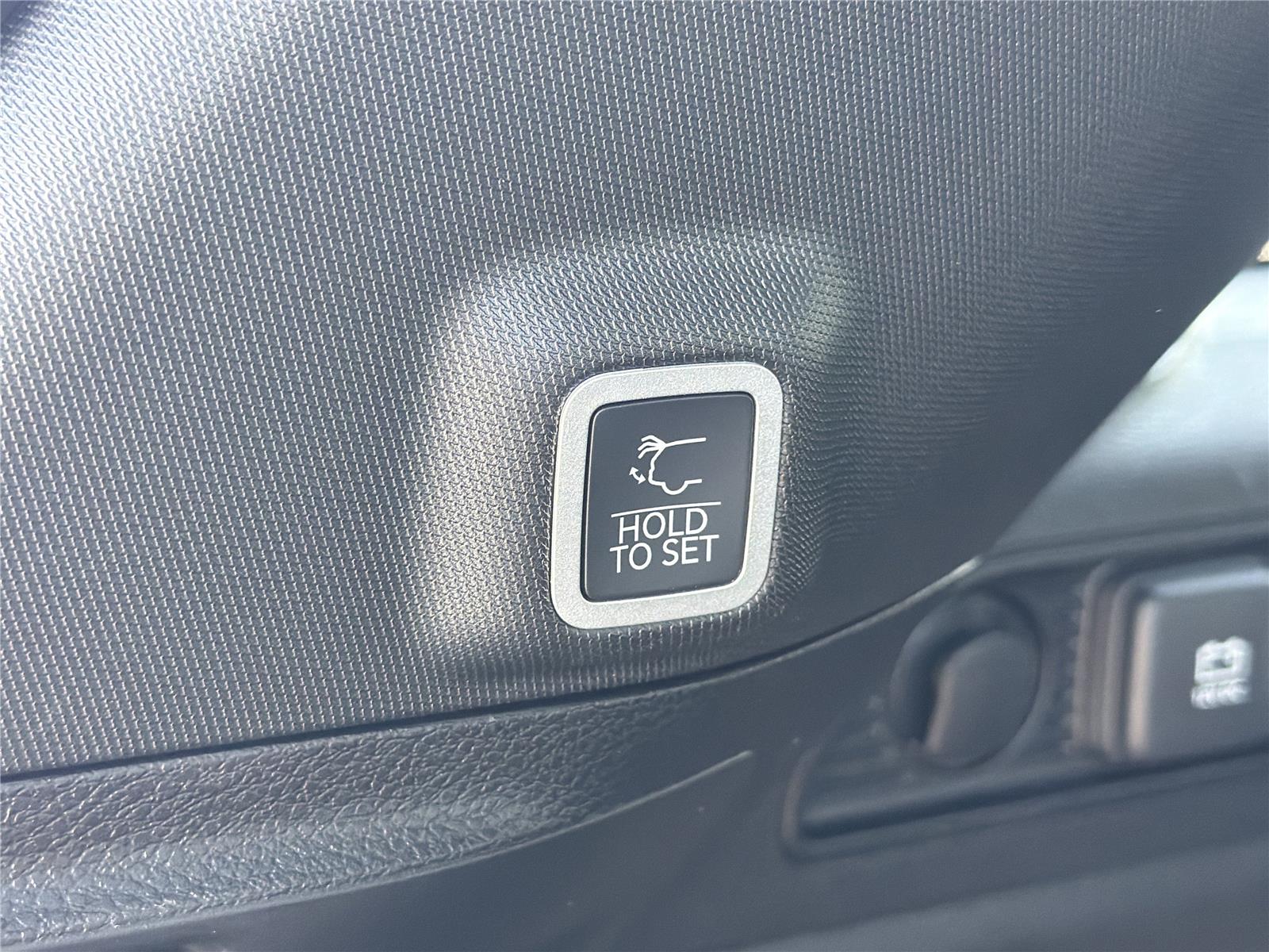 2026 Jeep Grand Cherokee Laredo - Photo 19