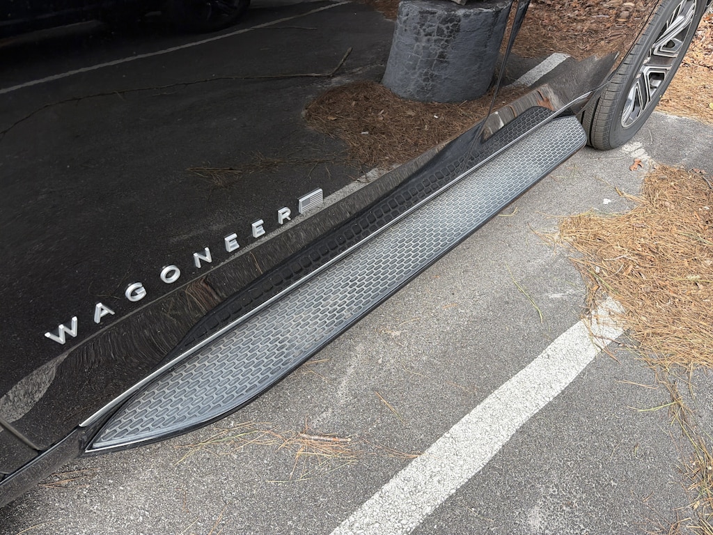 Used 2024 Jeep Wagoneer Series II SUV