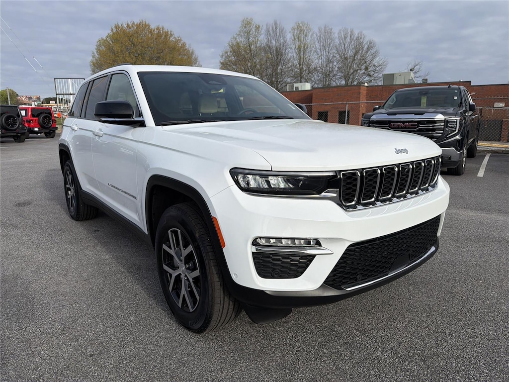 Used 2024 Jeep Grand Cherokee Limited SUV