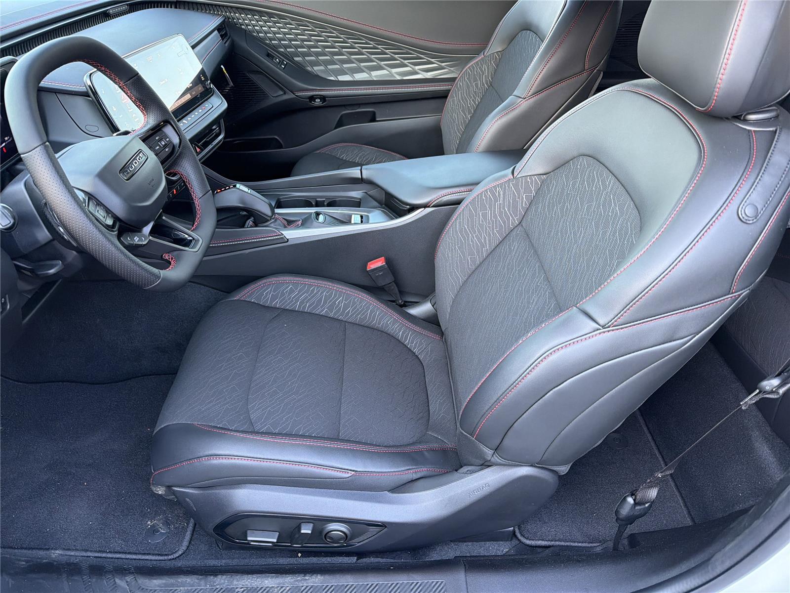 2026 Dodge Charger Scat Pack - Photo 7