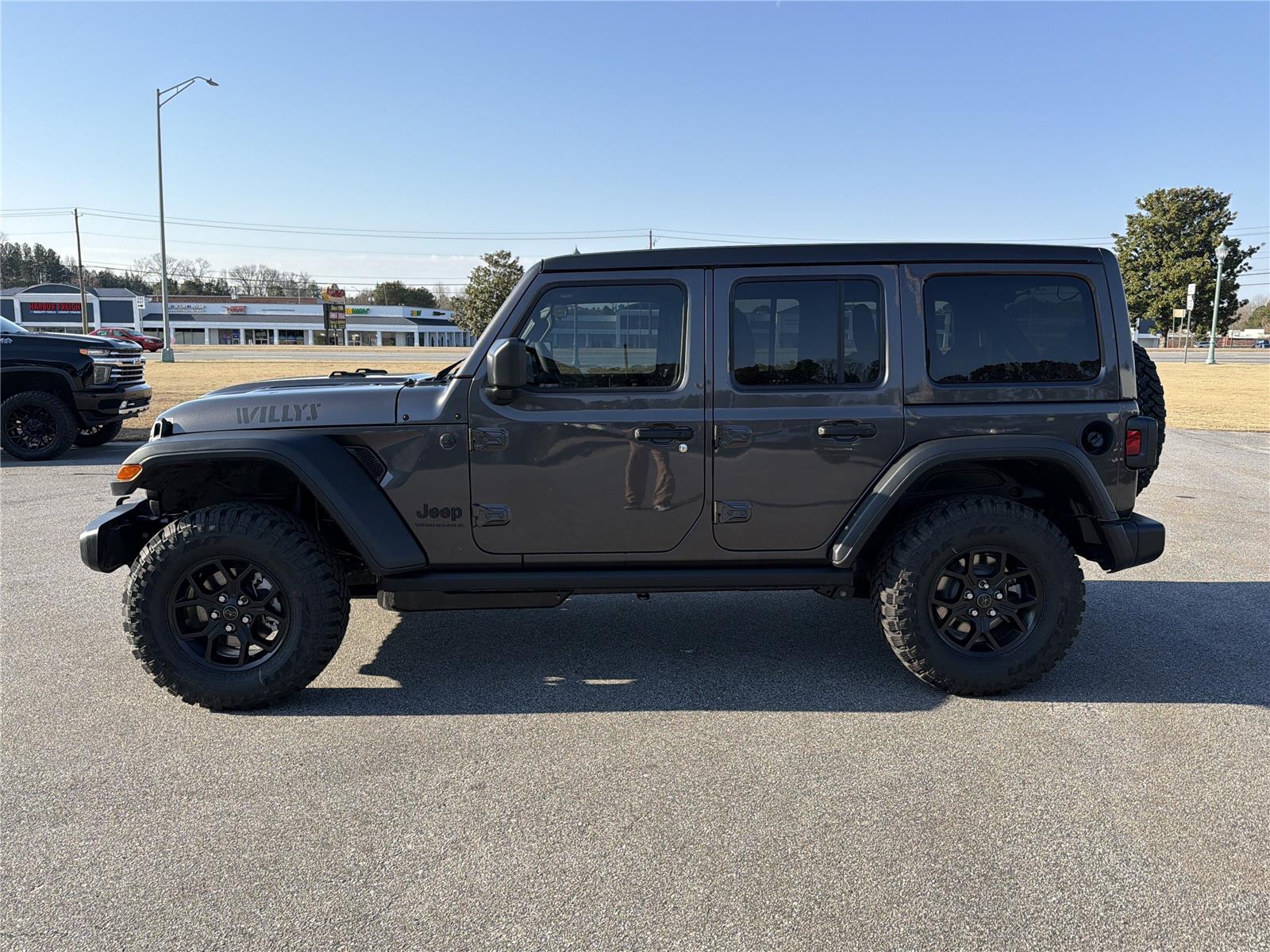 2026 Jeep Wrangler 4-Door Willys - Photo 8