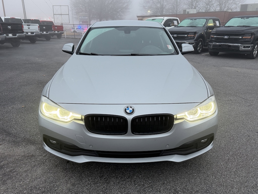 Used 2018 BMW 320i Sedan