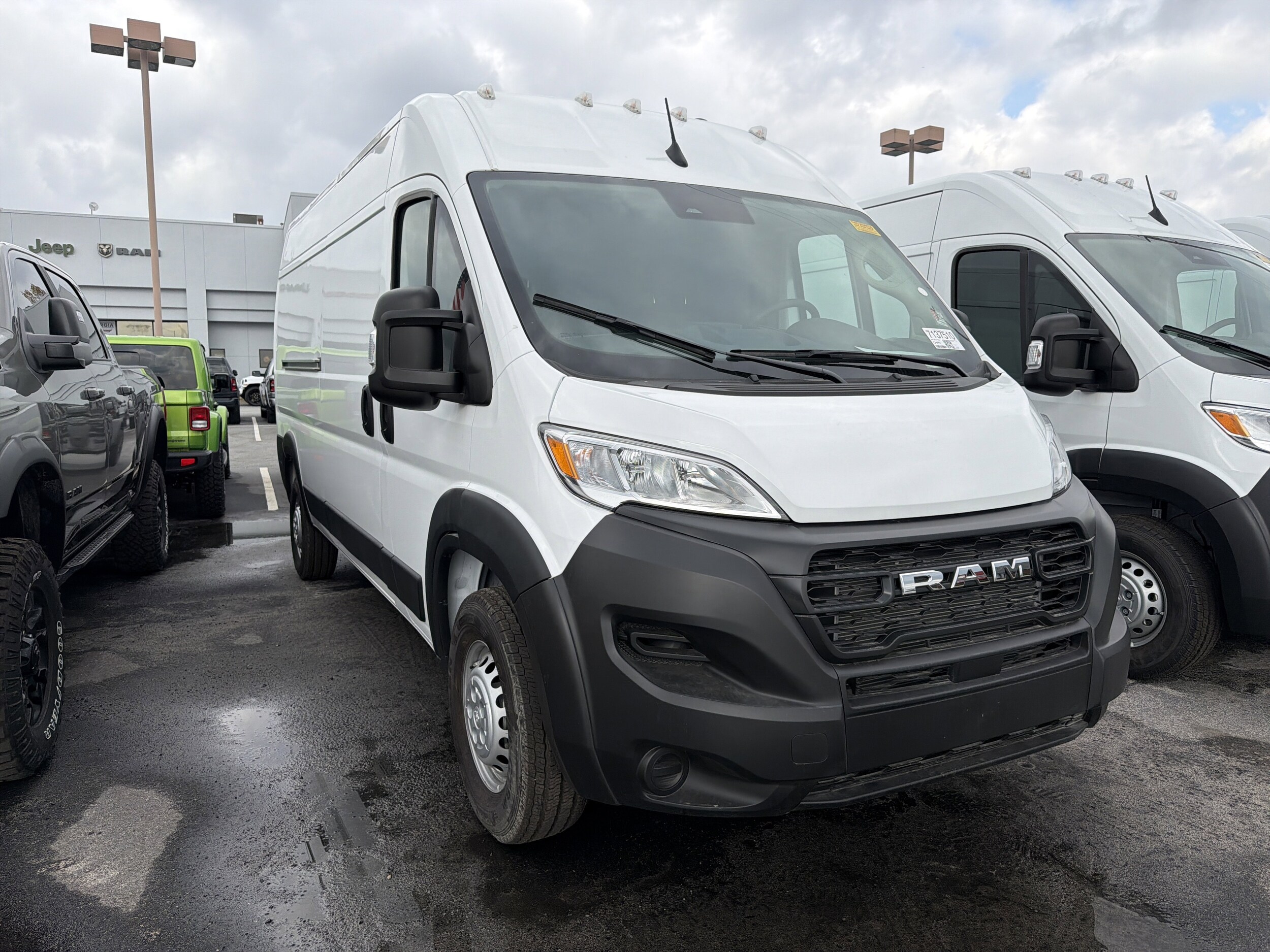 2025 Ram ProMaster 2500 photo 2