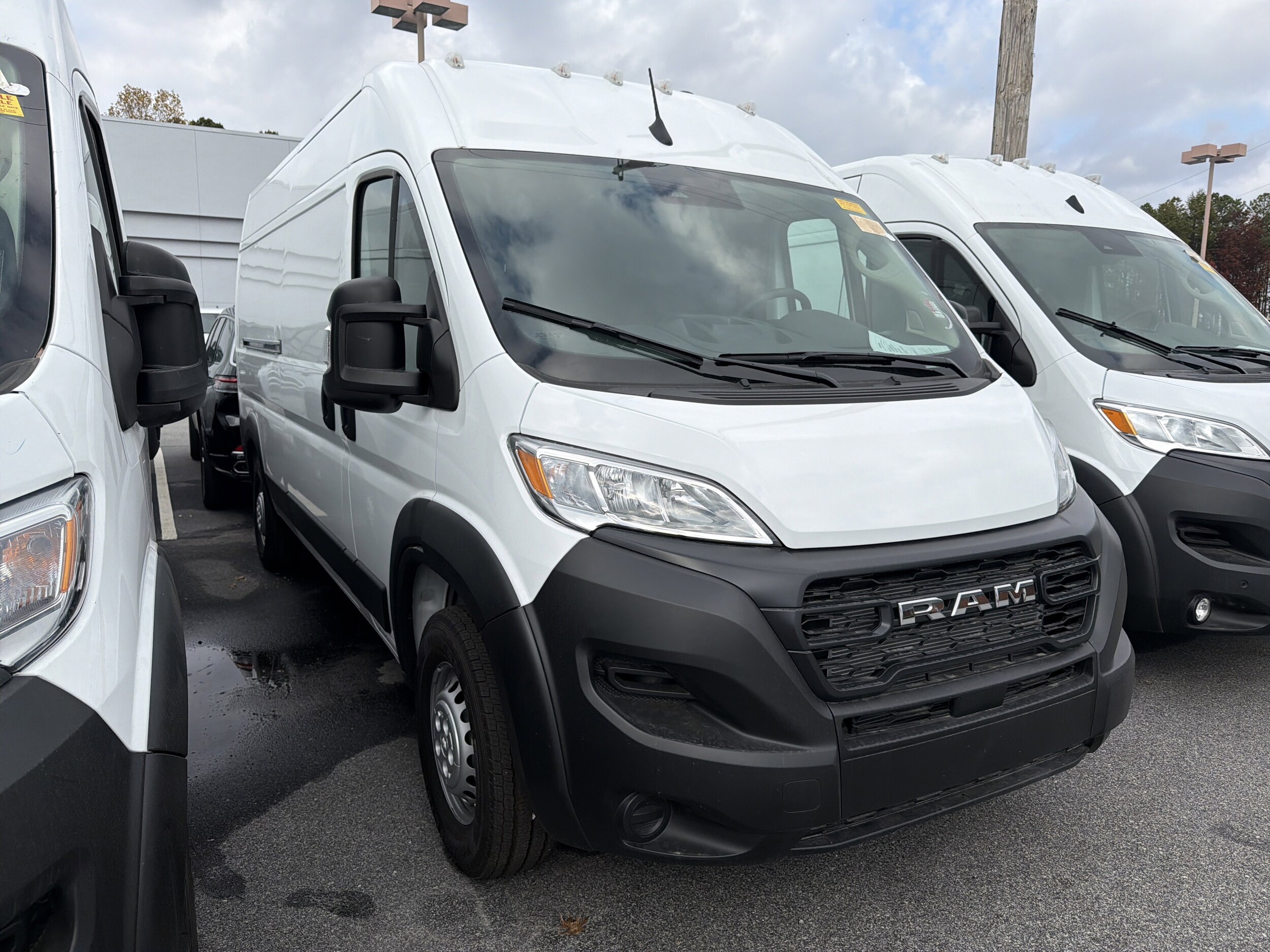 2025 Ram ProMaster 2500 photo 2