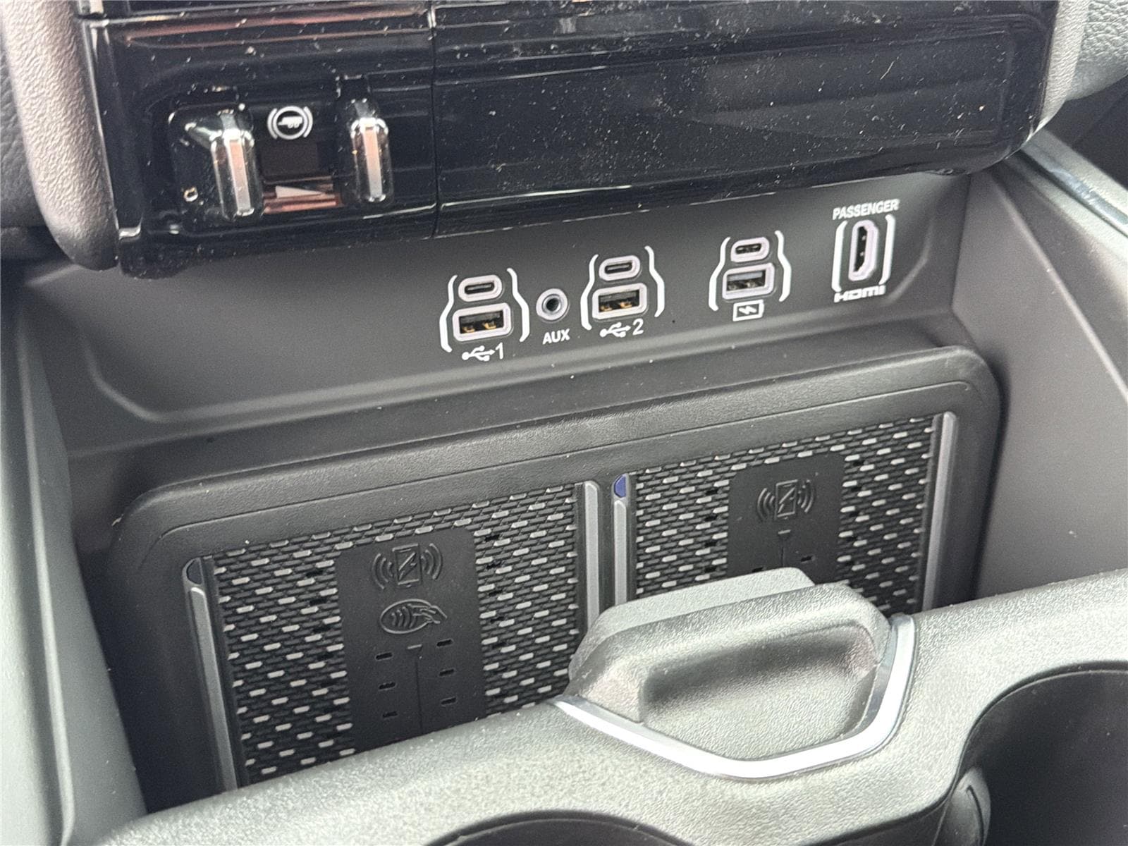 2026 RAM 1500 Laramie - Photo 34