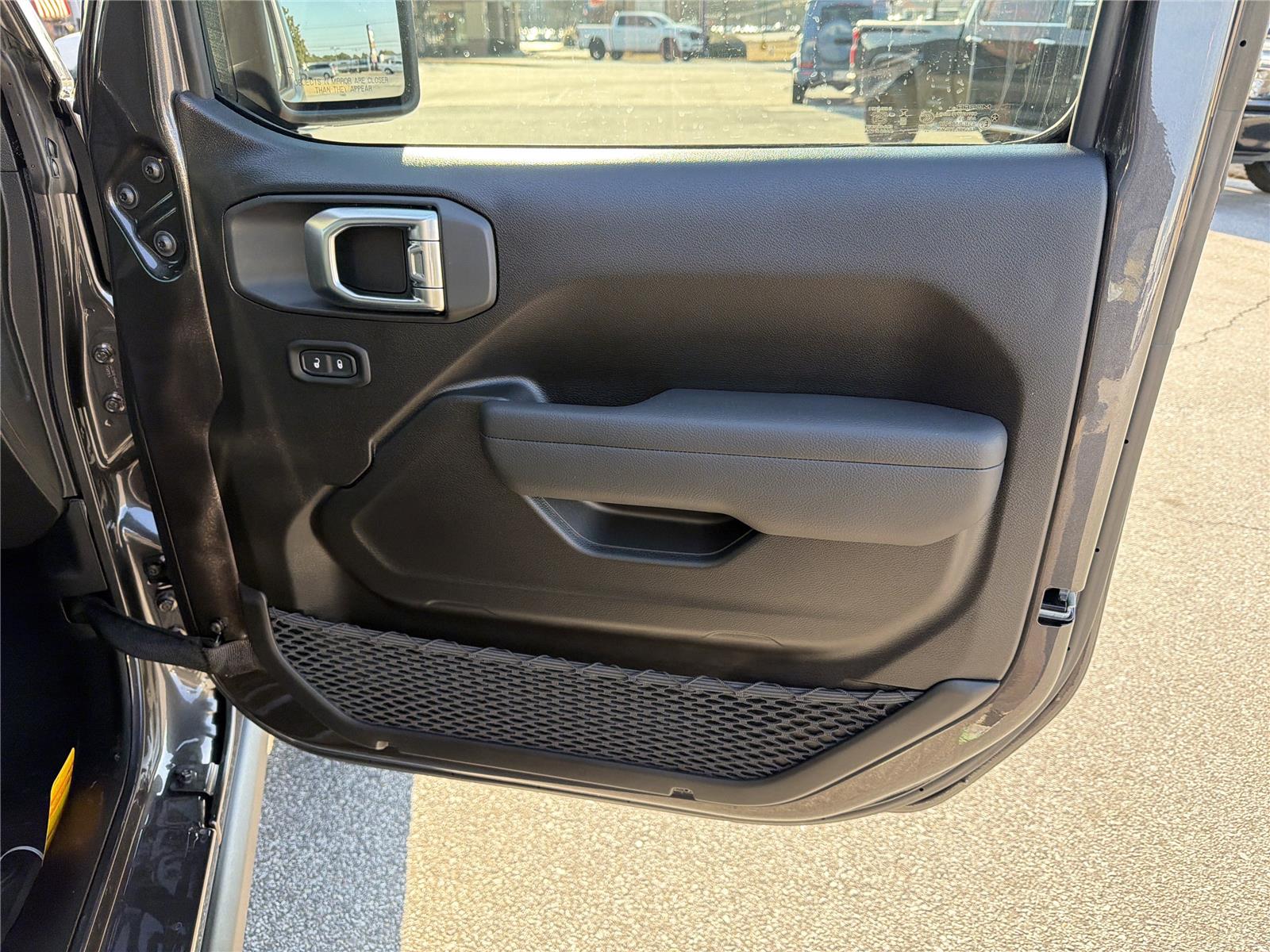 2026 Jeep Wrangler 4-Door Willys - Photo 14