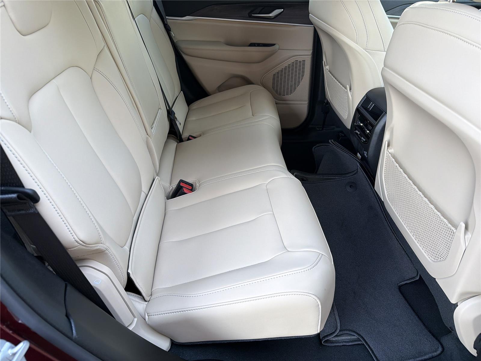 2025 Jeep Grand Cherokee Limited - Photo 12