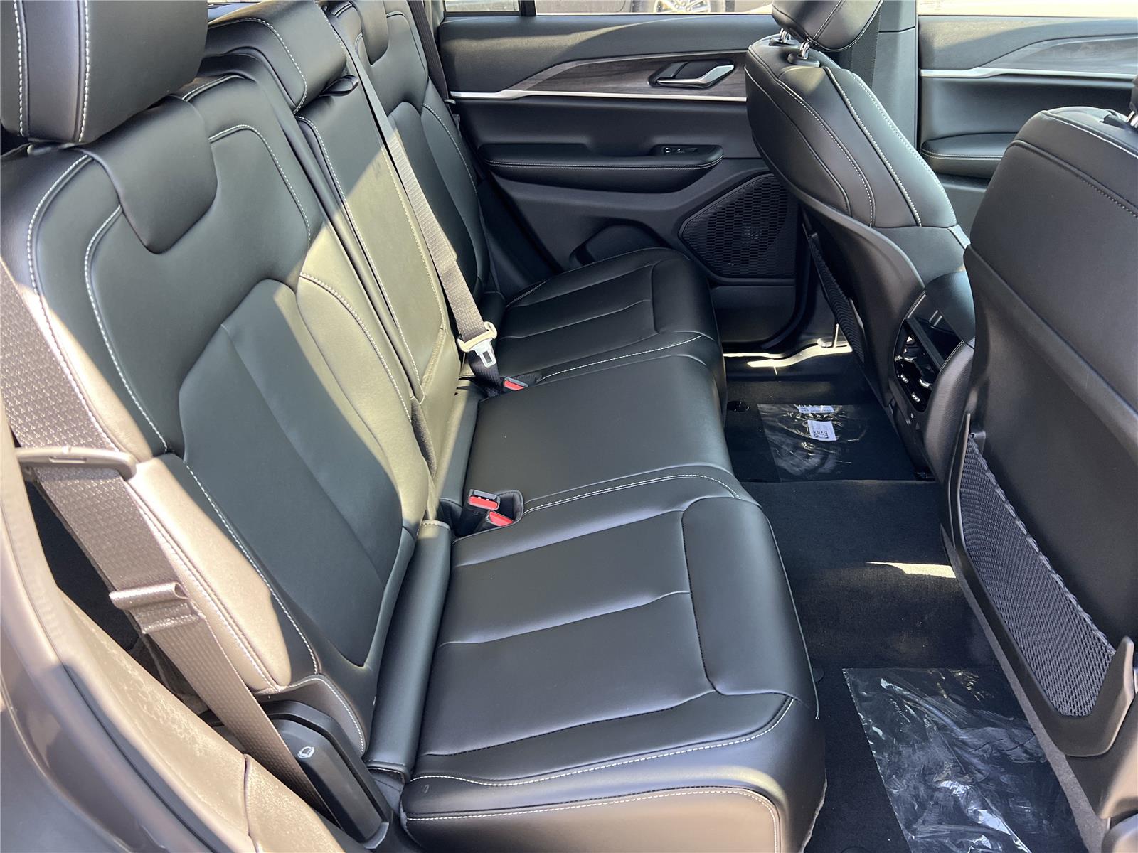 2025 Jeep Grand Cherokee Limited - Photo 19
