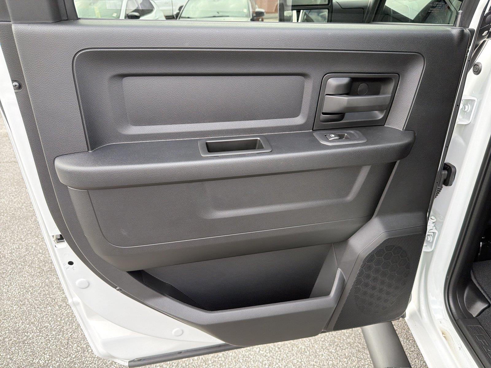 2026 RAM 2500 Tradesman - Photo 25