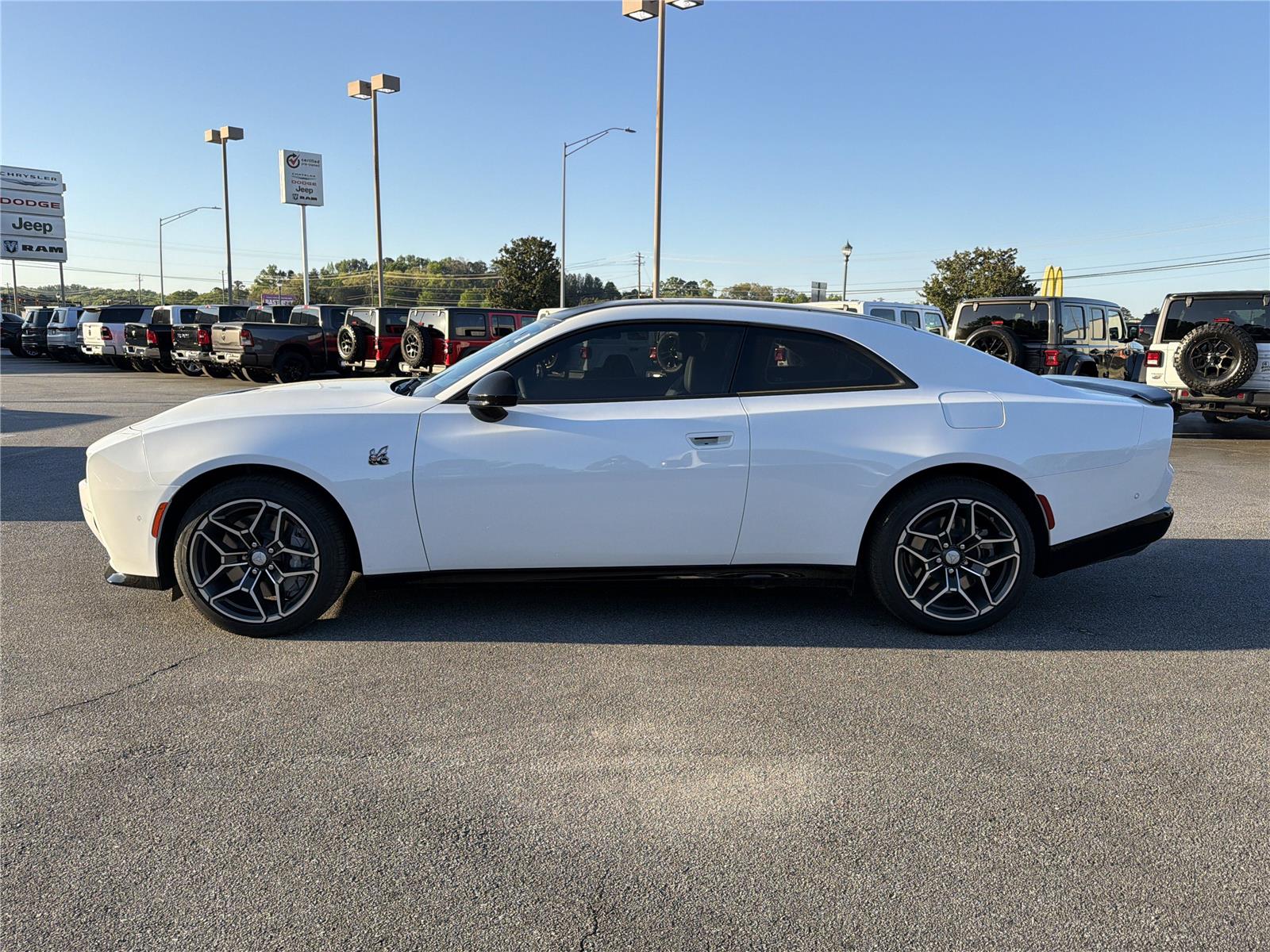 2026 Dodge Charger Scat Pack - Photo 6