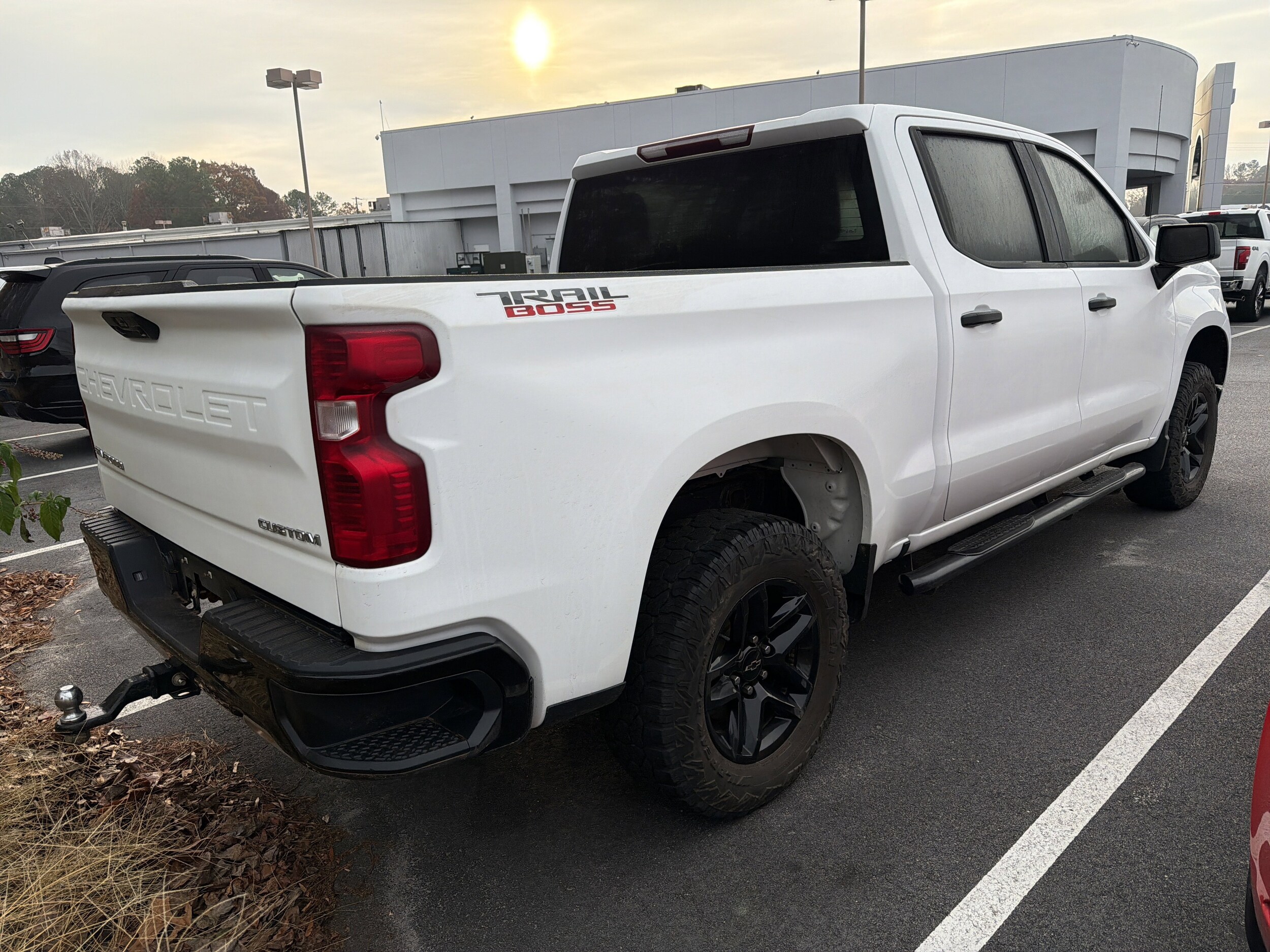 2022 Chevrolet Silverado 1500 Custom Trail Boss photo 3
