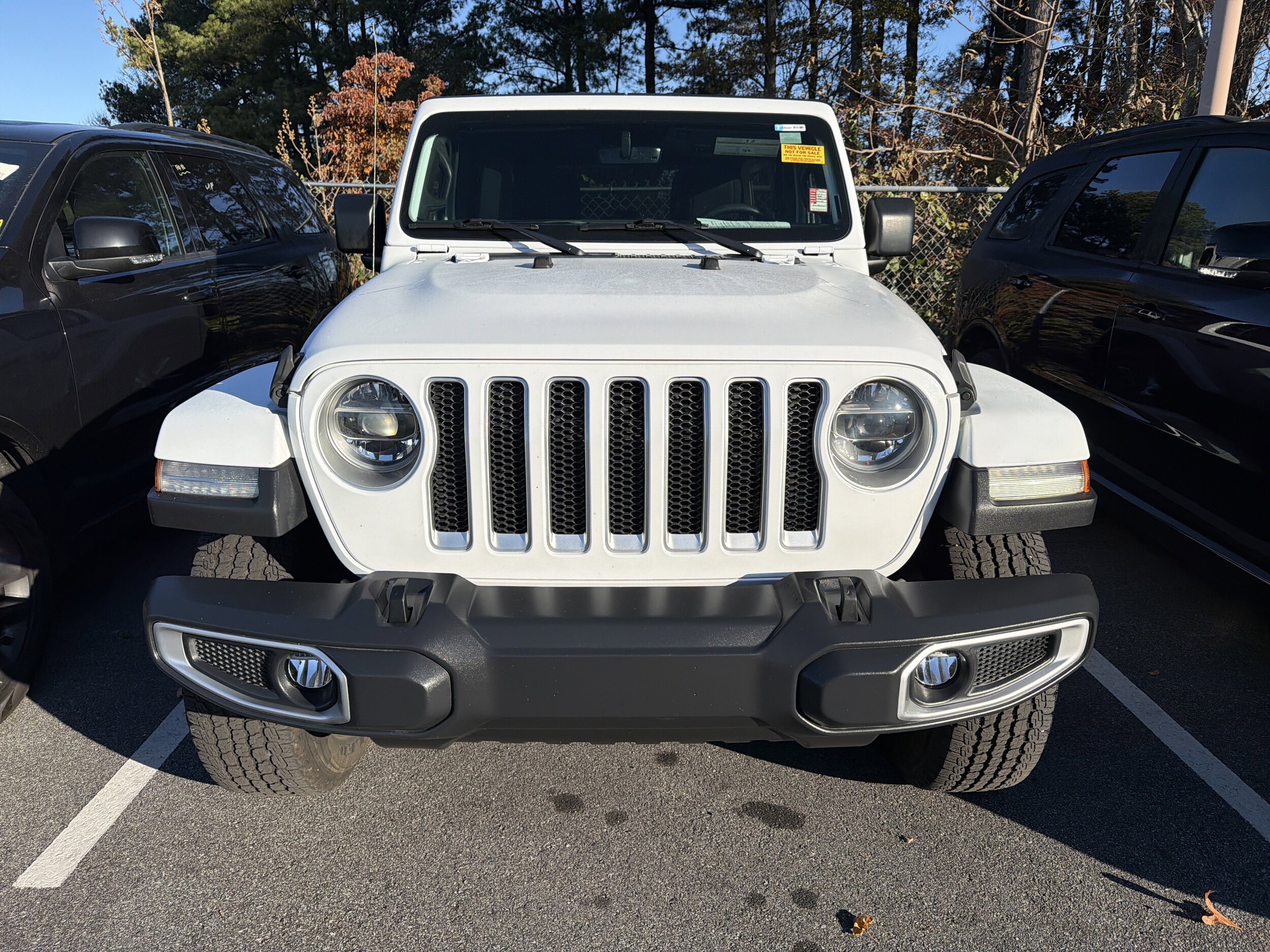 2019 Jeep Wrangler Unlimited Sahara photo 3