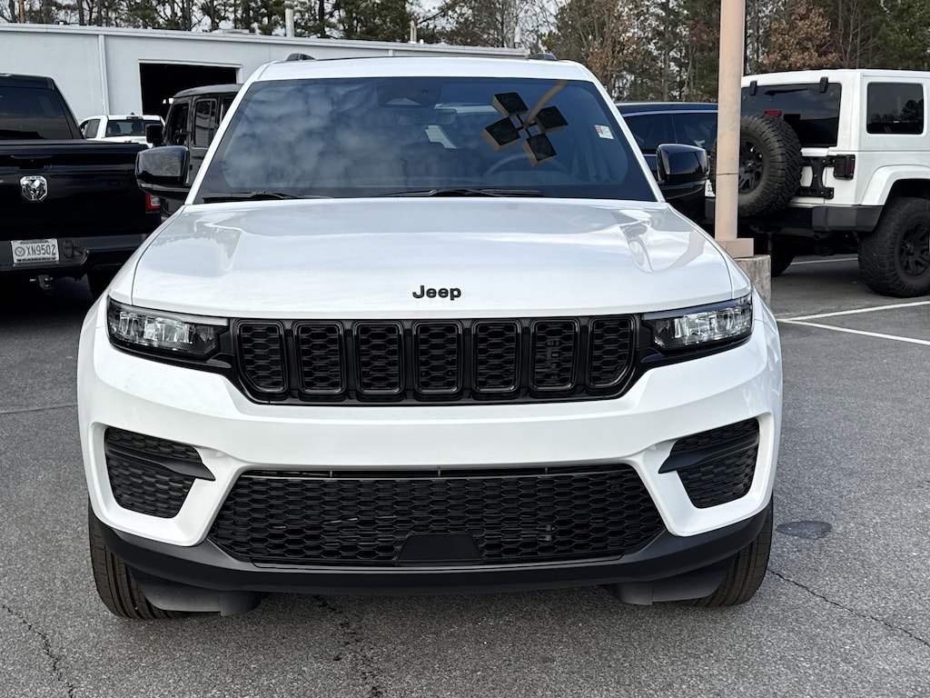 New 2025 Jeep Grand Cherokee ALTITUDE X 4X4 Sport Utility