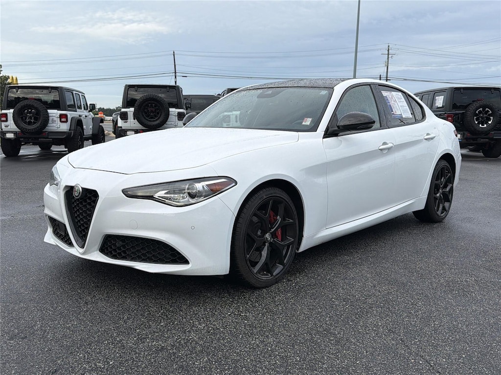 Used 2021 Alfa Romeo Giulia Ti Sedan