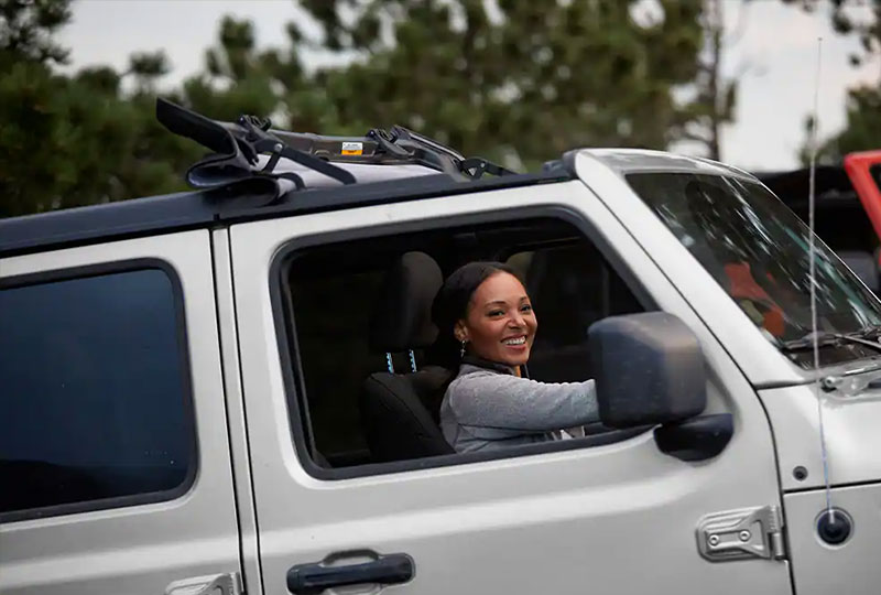 2023 Jeep Gladiator interior