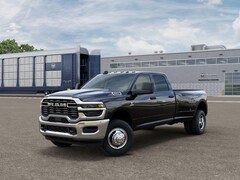 2026 Ram 3500 TRADESMAN CREW CAB 4X4 8' BOX Pickup