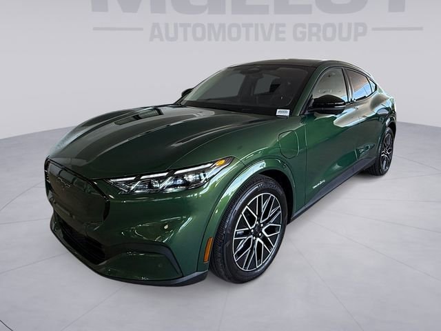 2025 Ford Mustang-Mach-e's photo