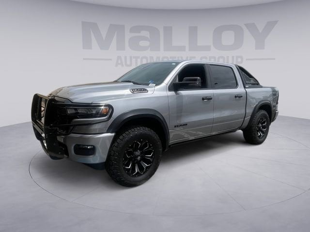 2025 RAM 1500 Big Horn/Lone Star 4x4 Crew Cab 5'7's photo