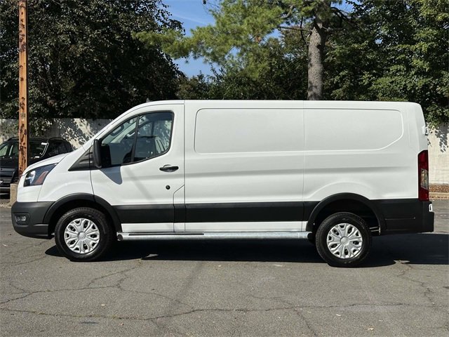 2023 Ford Transit photo 2