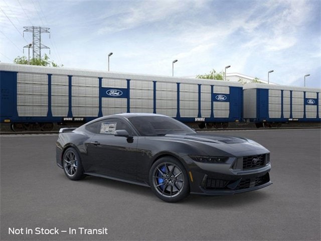 2026 Ford Mustang Dark Horse's photo