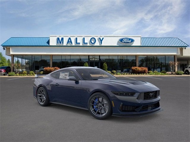 2025 Ford Mustang Dark Horse's photo