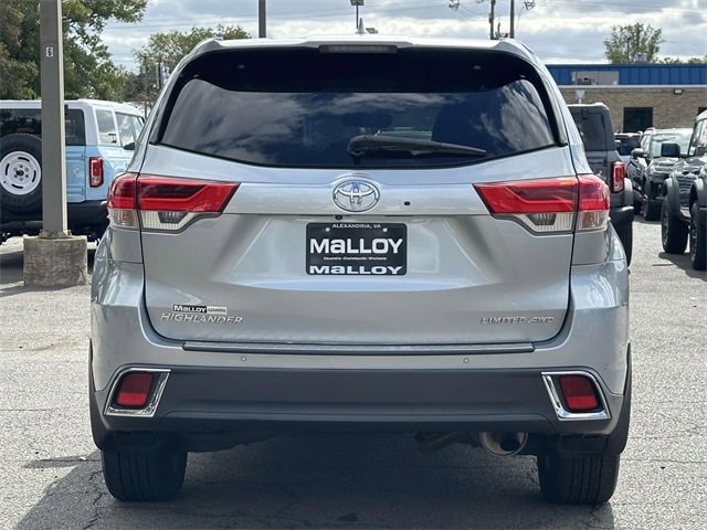 2019 Toyota Highlander Limited photo 3