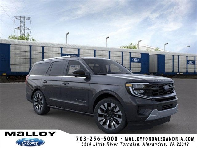 2025 Ford Expedition Platinum's photo