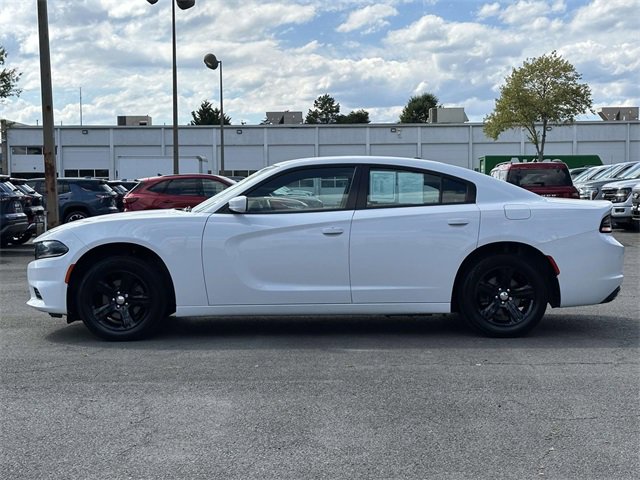 2019 Dodge Charger SXT photo 2