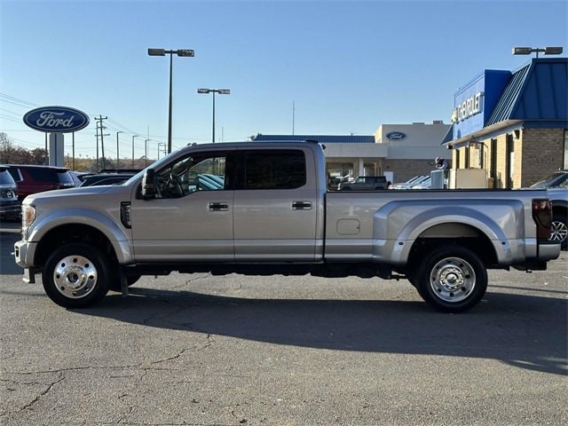 2020 Ford F-450 Platinum photo 2