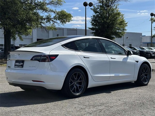 2022 Tesla Model 3 Long Range photo 4