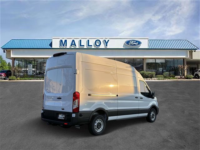 2024 Ford Transit Cargo Van photo 4