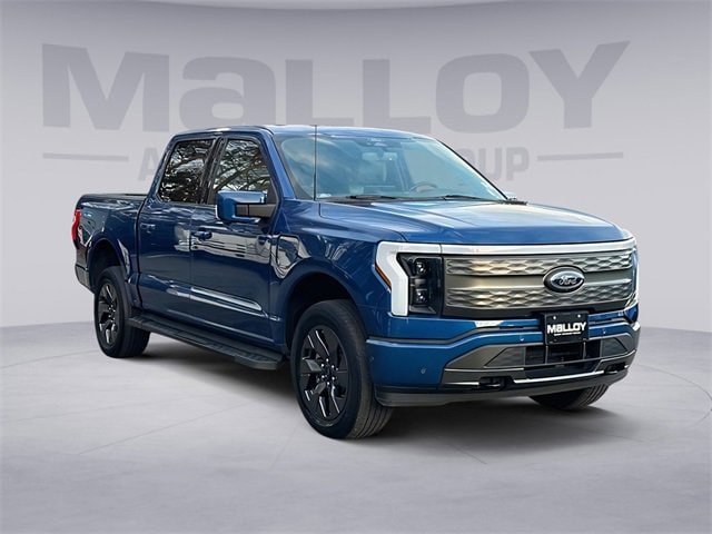 2022 Ford F-150 Lightning Lariat's photo