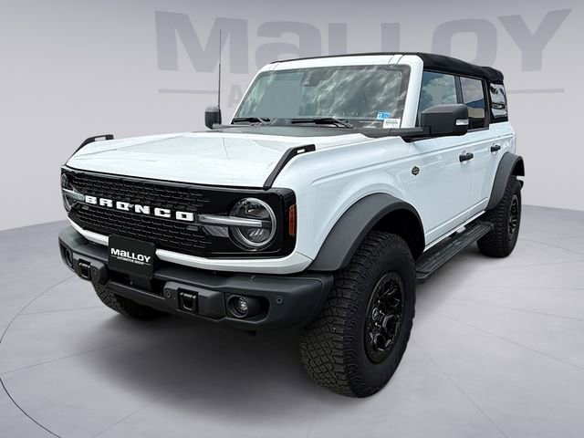 2023 Ford Bronco Wildtrak 4x4's photo