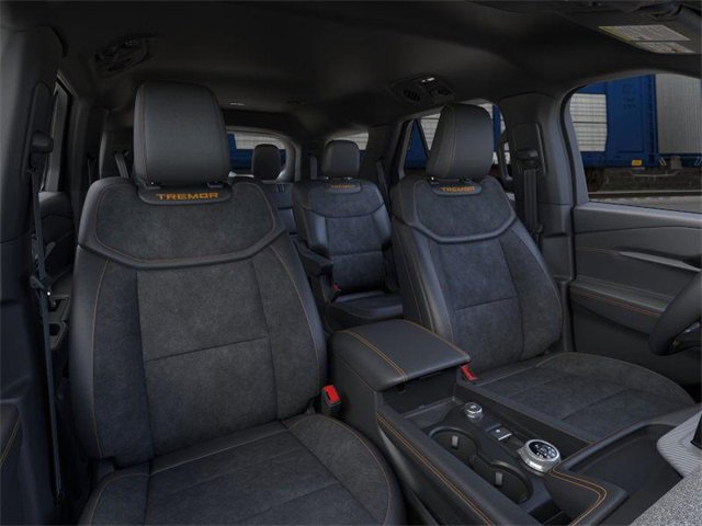 2026 Ford Explorer photo 4