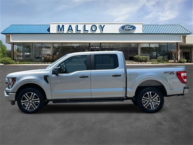 2023 Ford F-150 XL photo 2