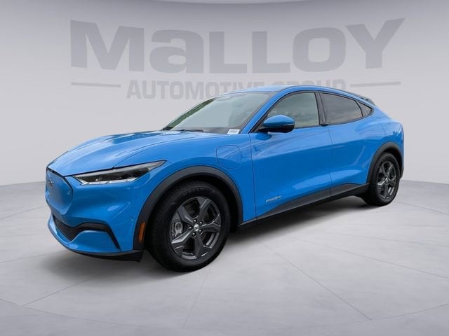2022 Ford Mustang-Mach-e Select's photo