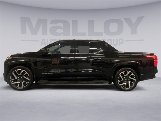 Used 2024 Chevrolet Silverado EV RST with VIN 1GC40ZEL5RU300650 for sale in Alexandria, VA