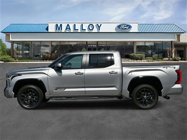 2024 Toyota Tundra Platinum CrewMax photo 2