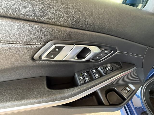 2022 BMW 3 Series 330i - Photo 11
