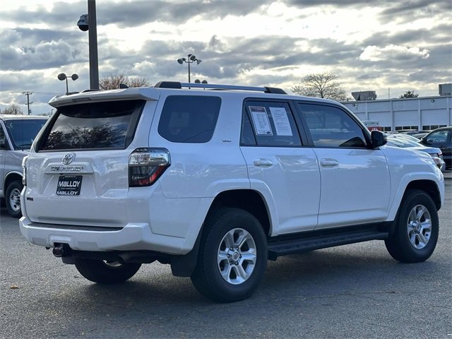 2019 Toyota 4Runner SR5 Premium photo 3