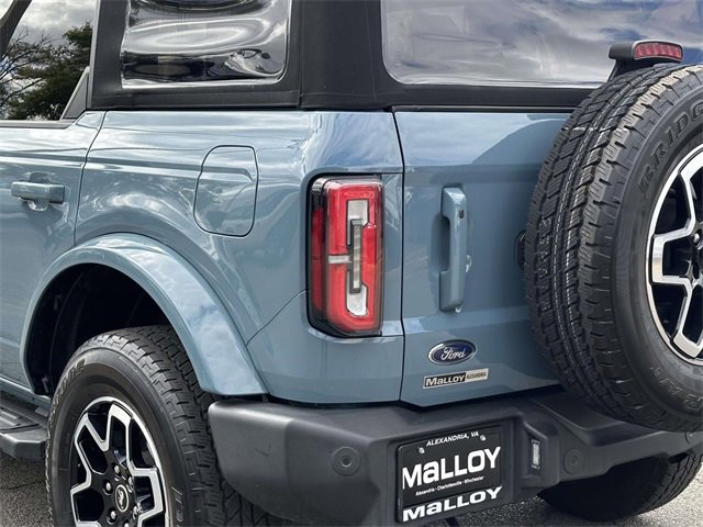 2021 Ford Bronco Outer Banks photo 4