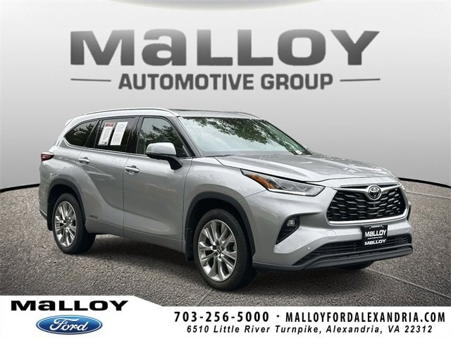 2024 Toyota Highlander SUV 