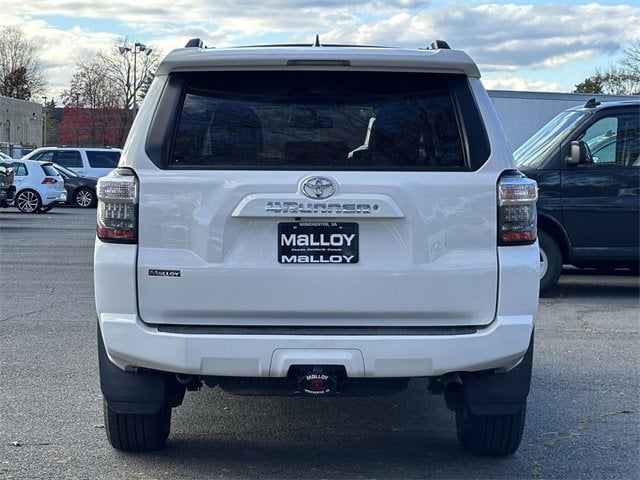 2019 Toyota 4Runner SR5 Premium photo 2