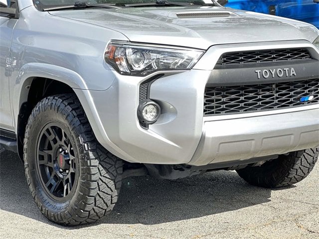 2019 Toyota 4Runner TRD Premium photo 4