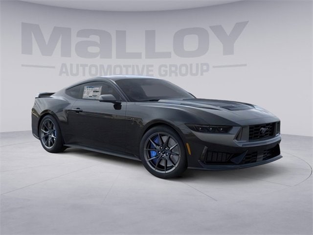 2026 Ford Mustang Dark Horse's photo