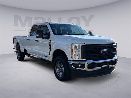 2025 Ford F-350 XL Truck Crew Cab