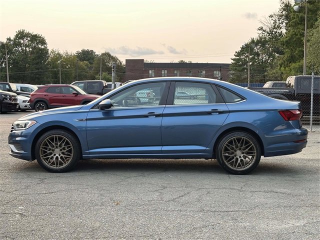 2020 Volkswagen Jetta SEL photo 2