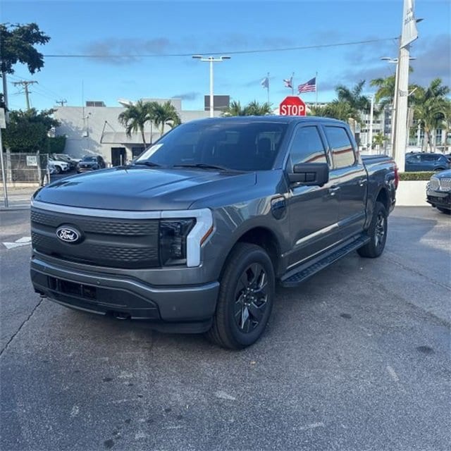 2024 Ford F-150 Lightning Flash's photo